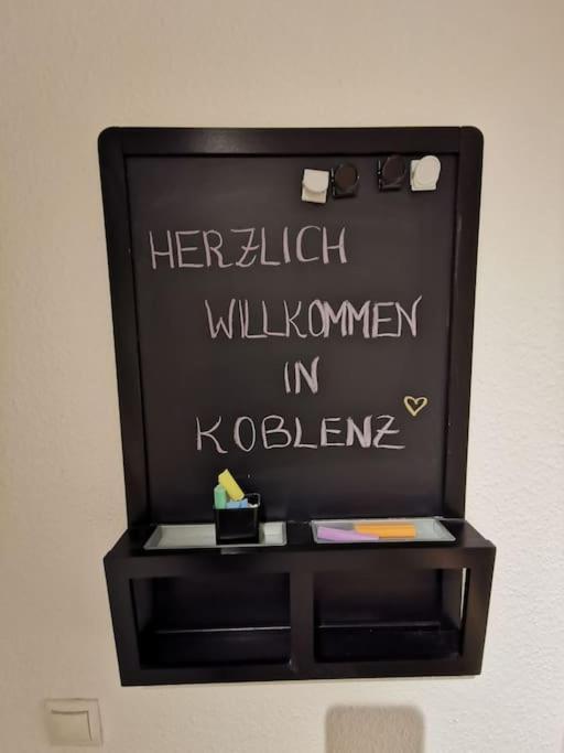 Schoene Und Ruhige Wohnung Direkt An Der Mosel Кобленц Екстер'єр фото