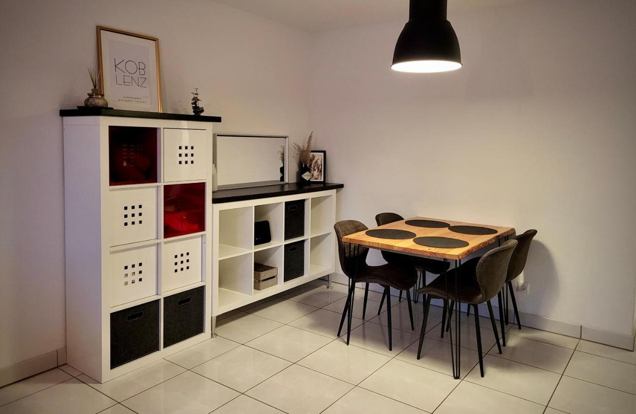 Schoene Und Ruhige Wohnung Direkt An Der Mosel Кобленц Екстер'єр фото